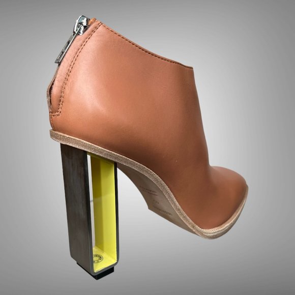 HERMES OLGA CALF LEATHER NATURAL BOOTIES ANKLE BOOTS SHOES EU 40 HEELS - Picture 3 of 16